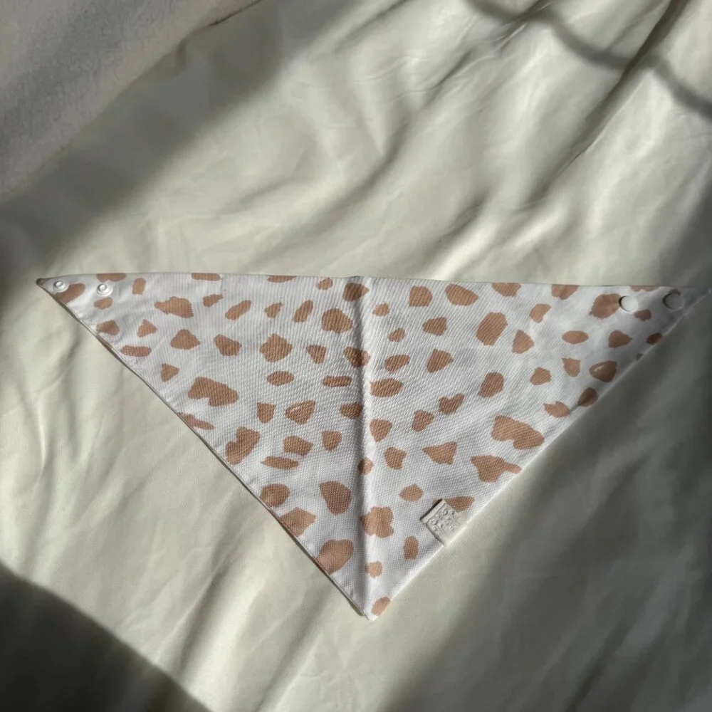 NWT Blush & Fluff Strawberry Cow Print Dog Bandana, White and Pink, Size M